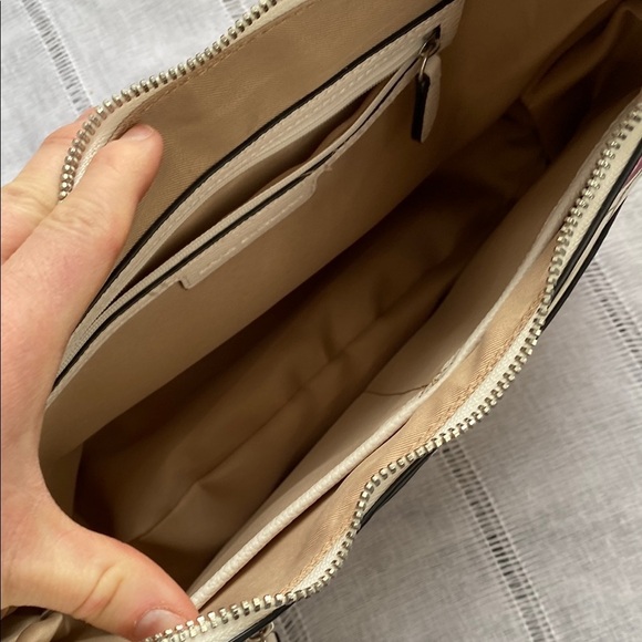 Dana Buchman Pink and White Floral Shoulder Bag with Silver Accents - Picture 5 of 13